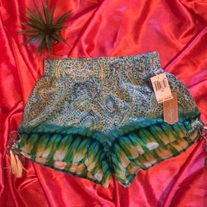 NWT Green Dragon Printed Shorts SZ XS